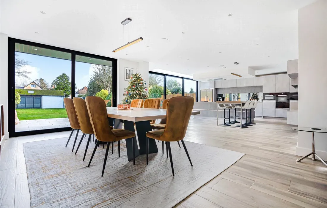 5 bedroom house for sale