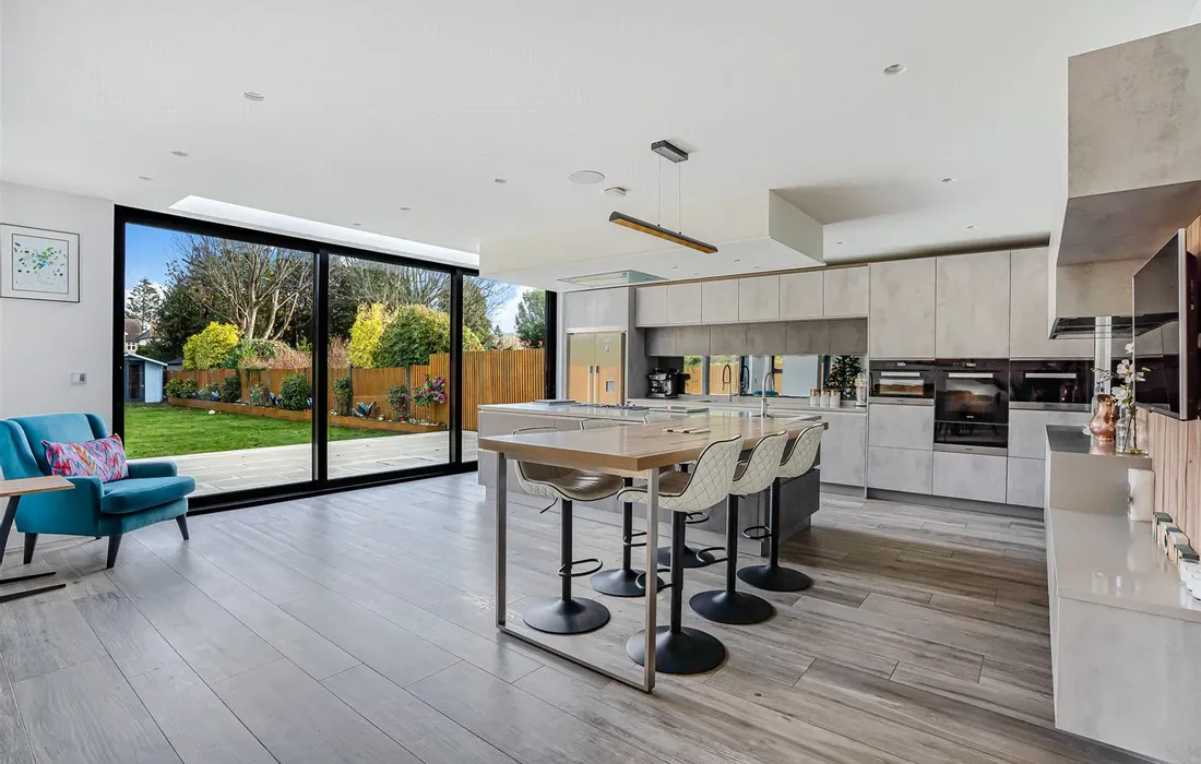 5 bedroom house for sale