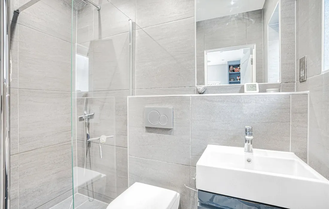 5 bedroom house for sale