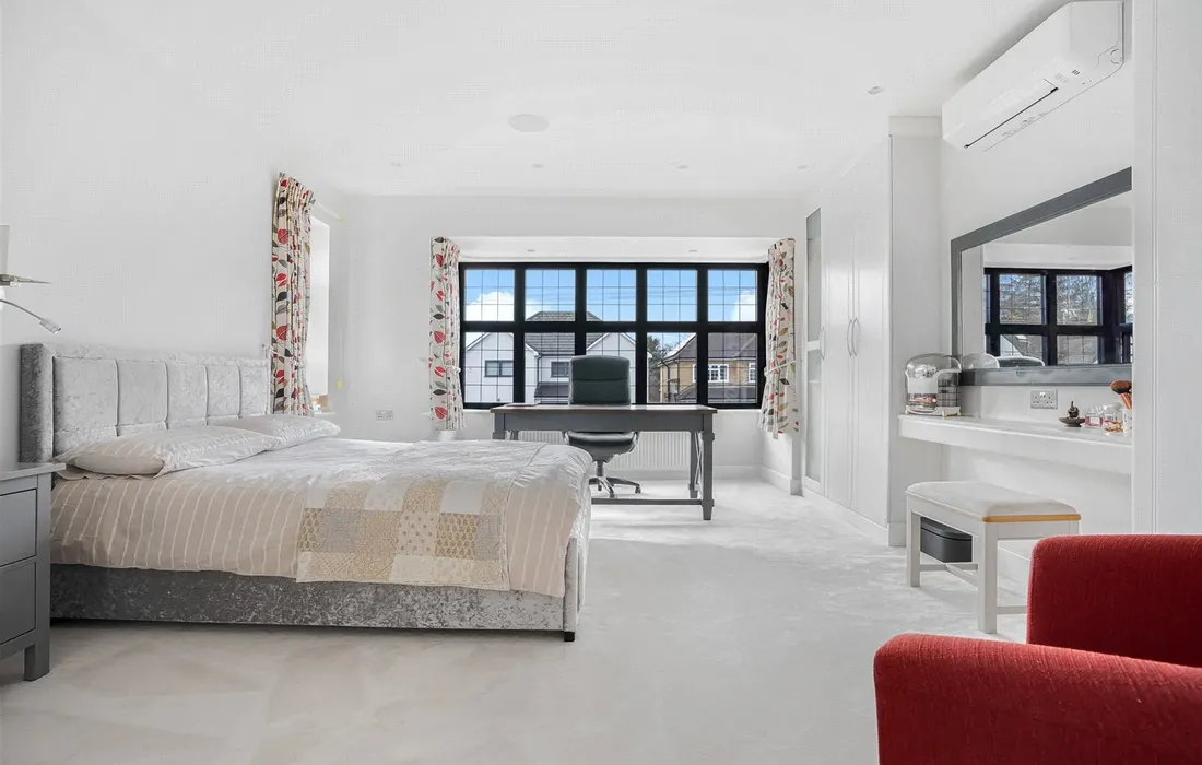 5 bedroom house for sale