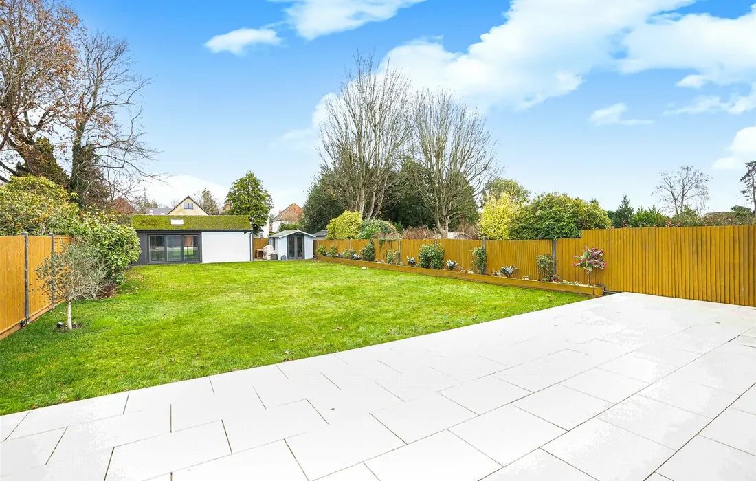 5 bedroom house for sale