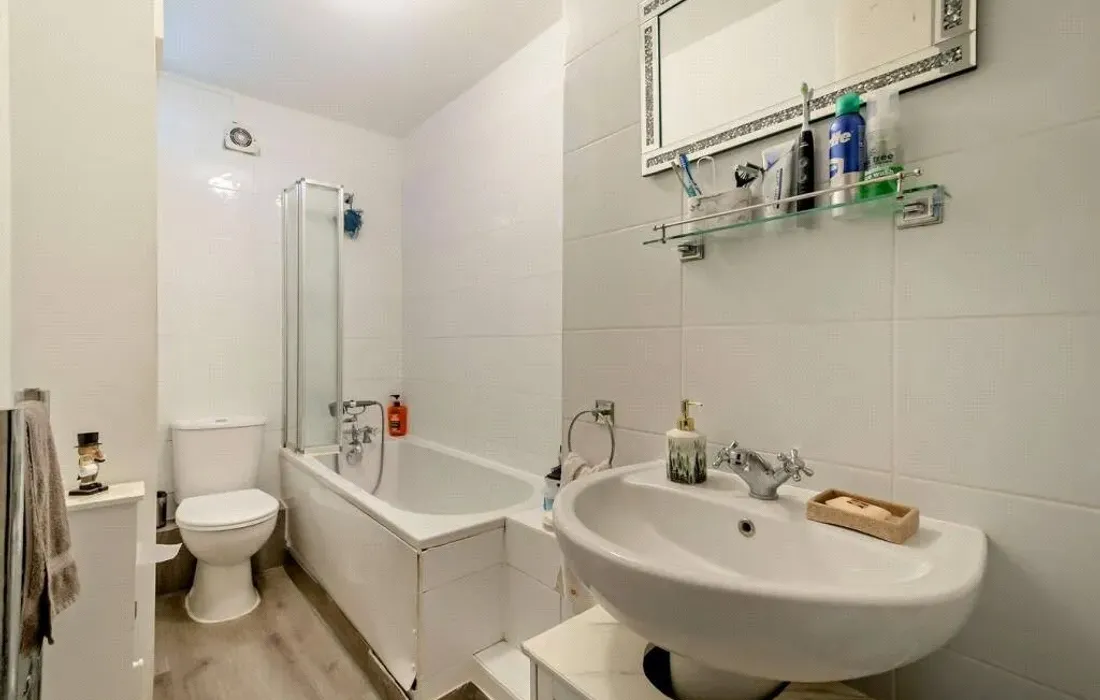 1 bedroom apartment for sale