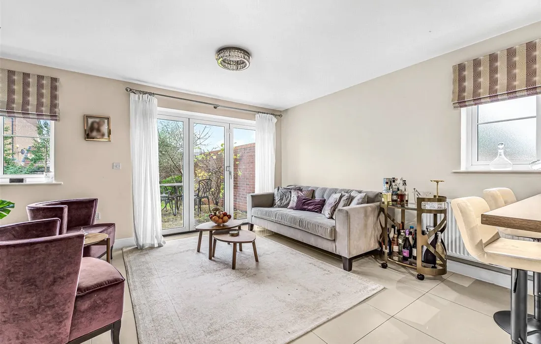 5 bedroom house for sale