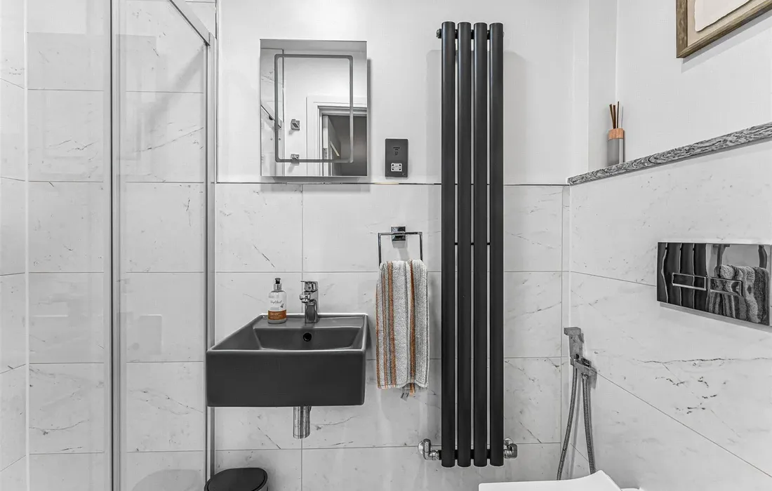 5 bedroom house for sale