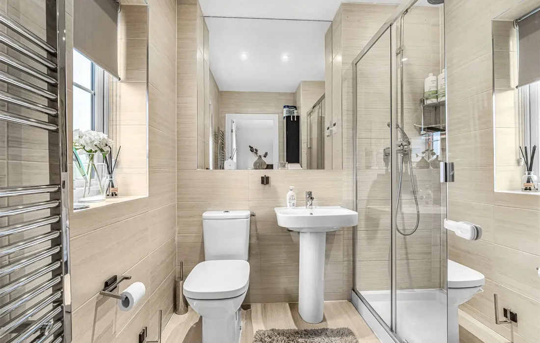 5 bedroom house for sale