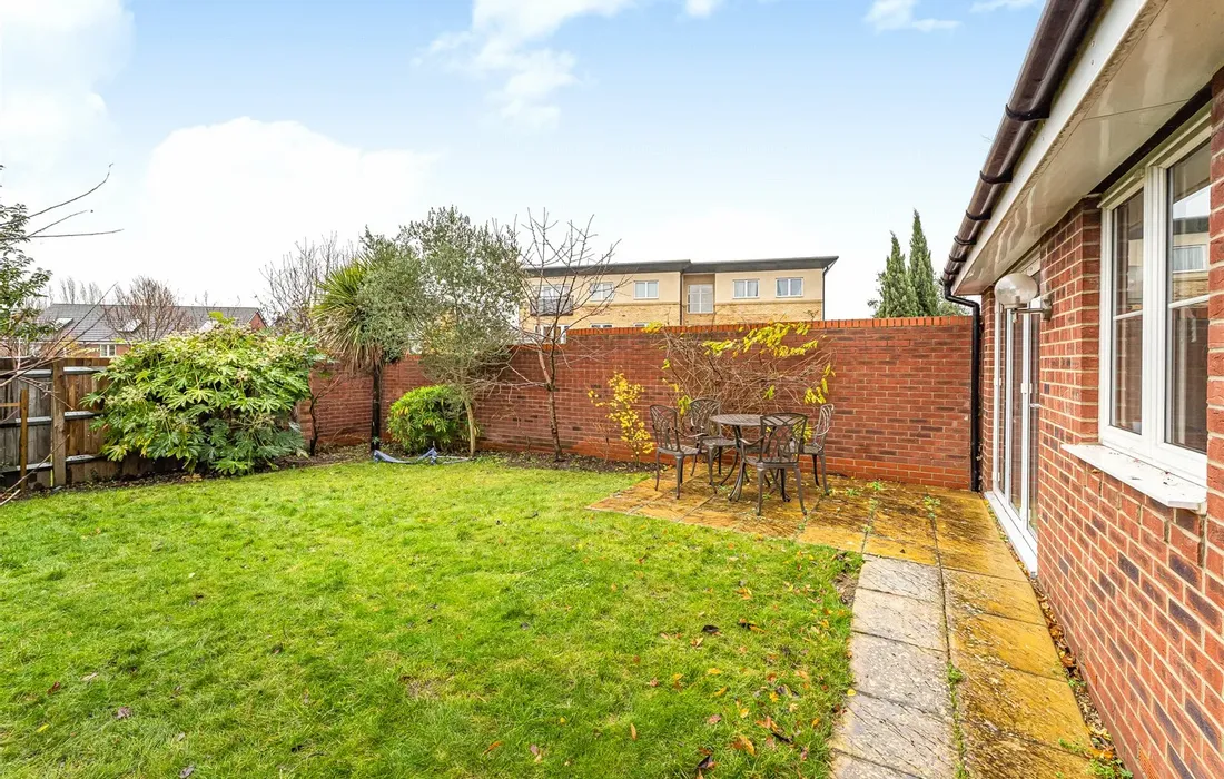 5 bedroom house for sale