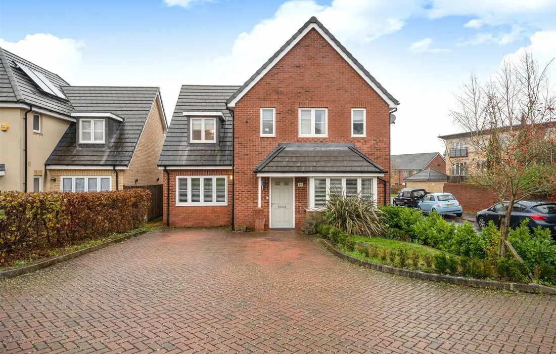 5 bedroom house for sale