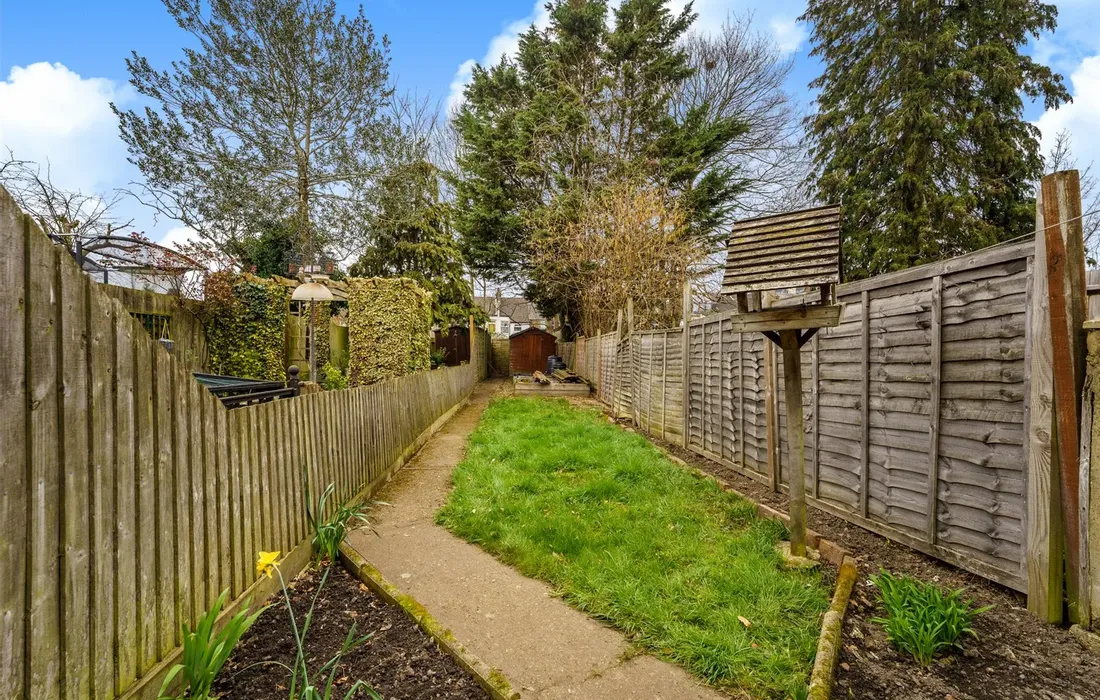 2 bedroom house for sale