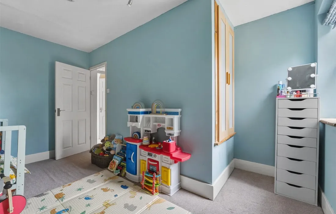 2 bedroom house for sale