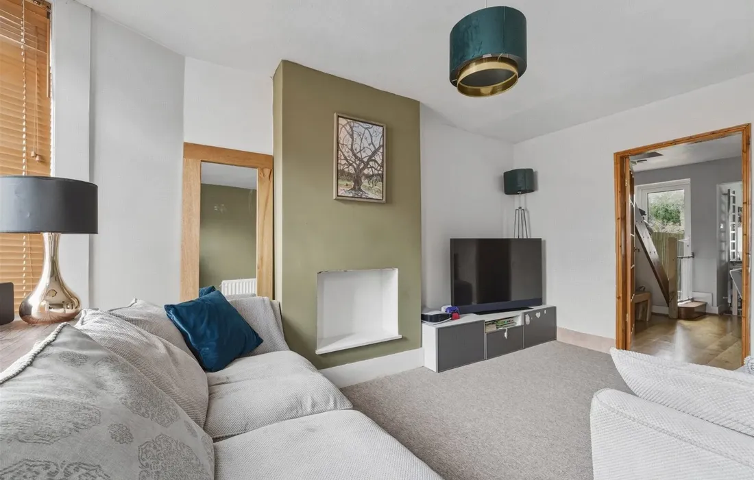 2 bedroom house for sale