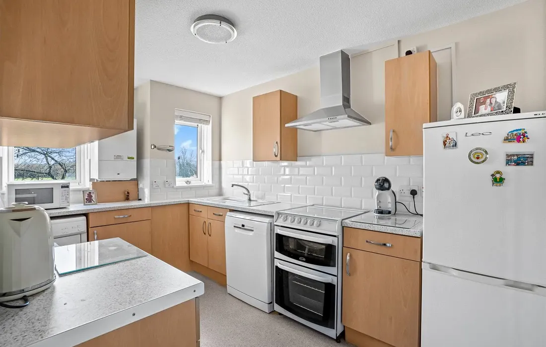 2 bedroom apartment for sale