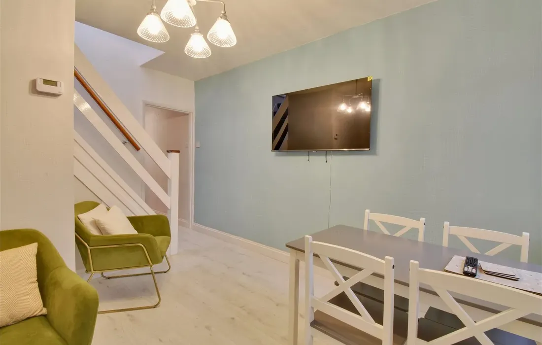 4 bedroom house to rent