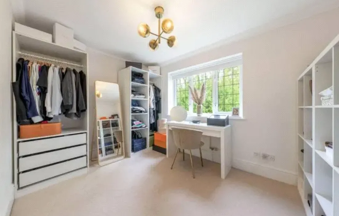 5 bedroom house for sale