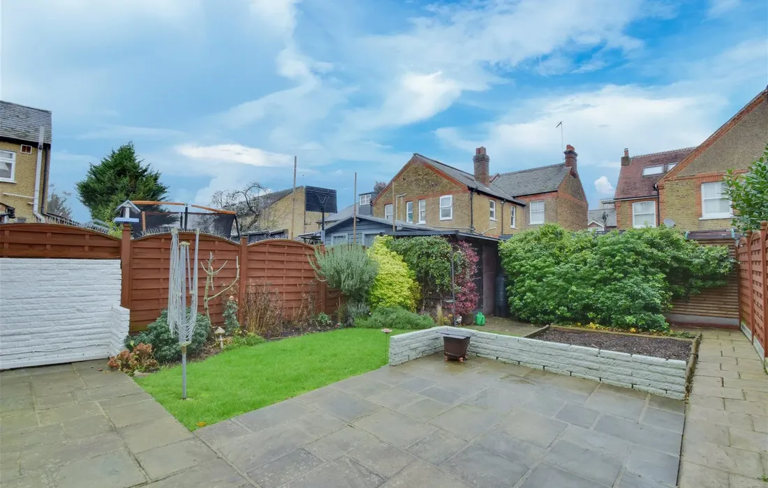 4 bedroom house to rent