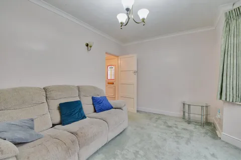 4 bedroom house to rent