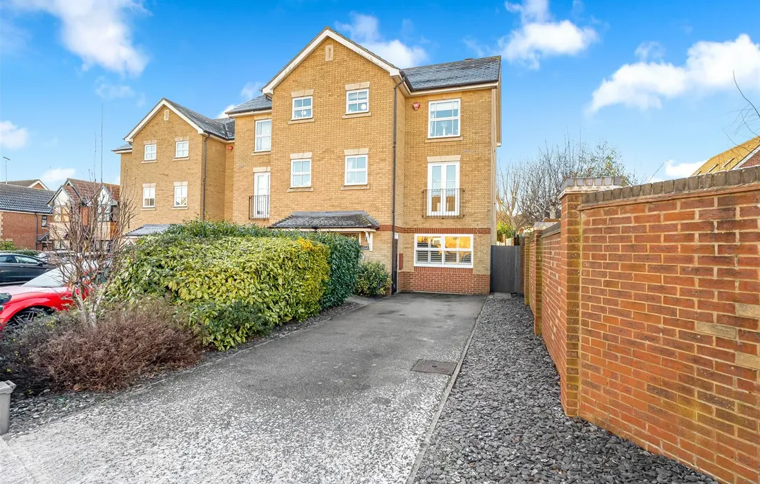 4 bedroom house for sale