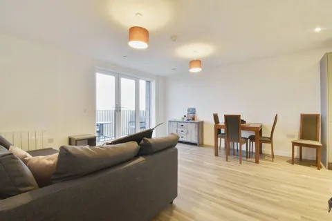 1 bedroom apartment to rent