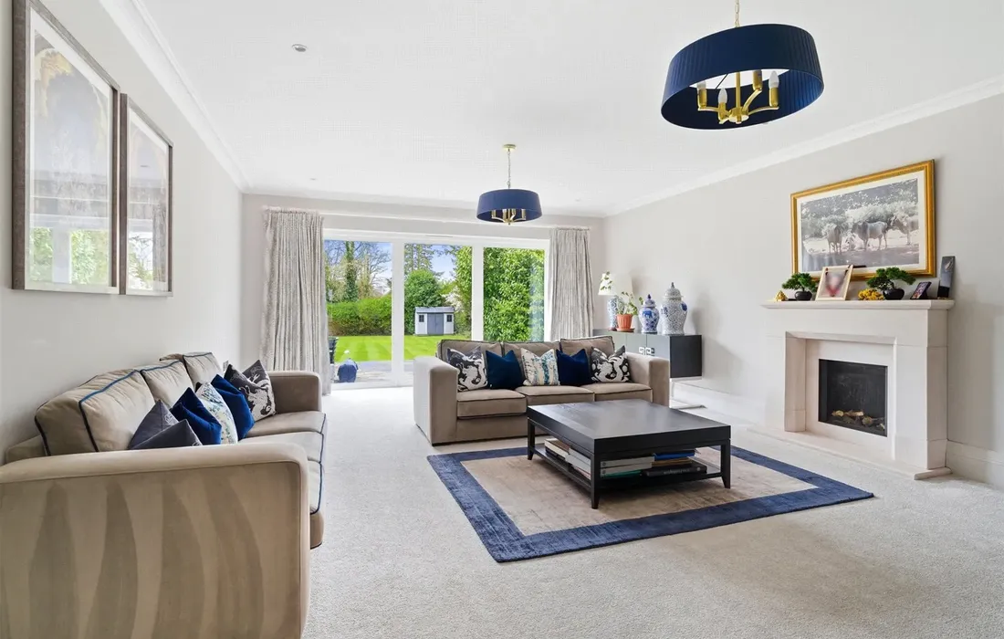 6 bedroom house for sale