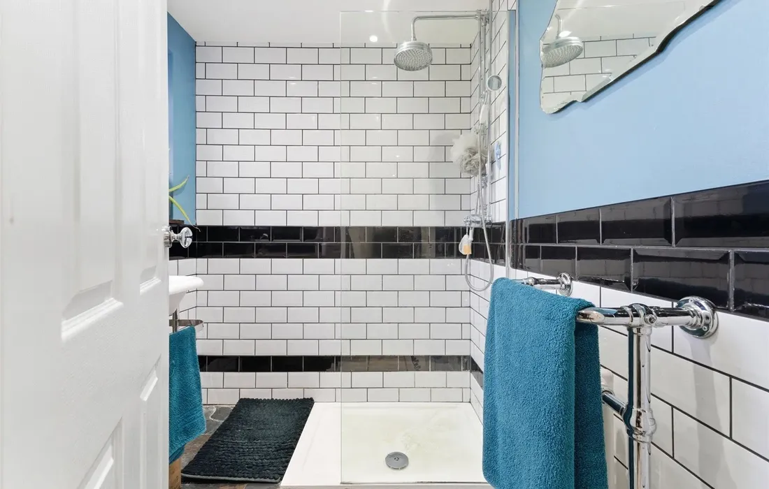 1 bedroom maisonette for sale