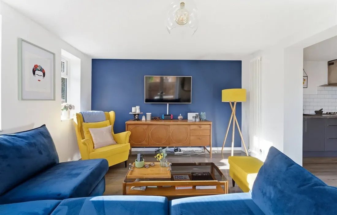 1 bedroom maisonette for sale