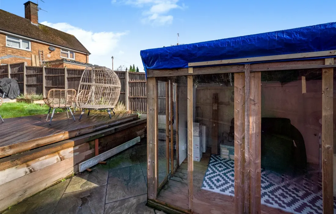 1 bedroom maisonette for sale