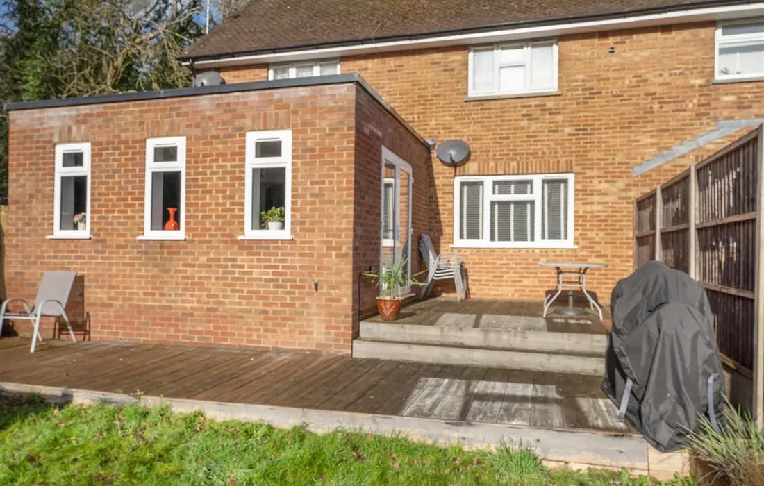 1 bedroom maisonette for sale