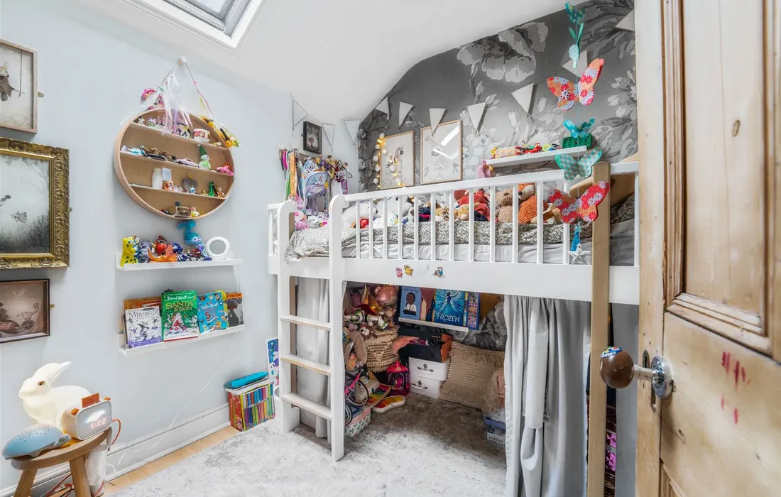 4 bedroom house for sale