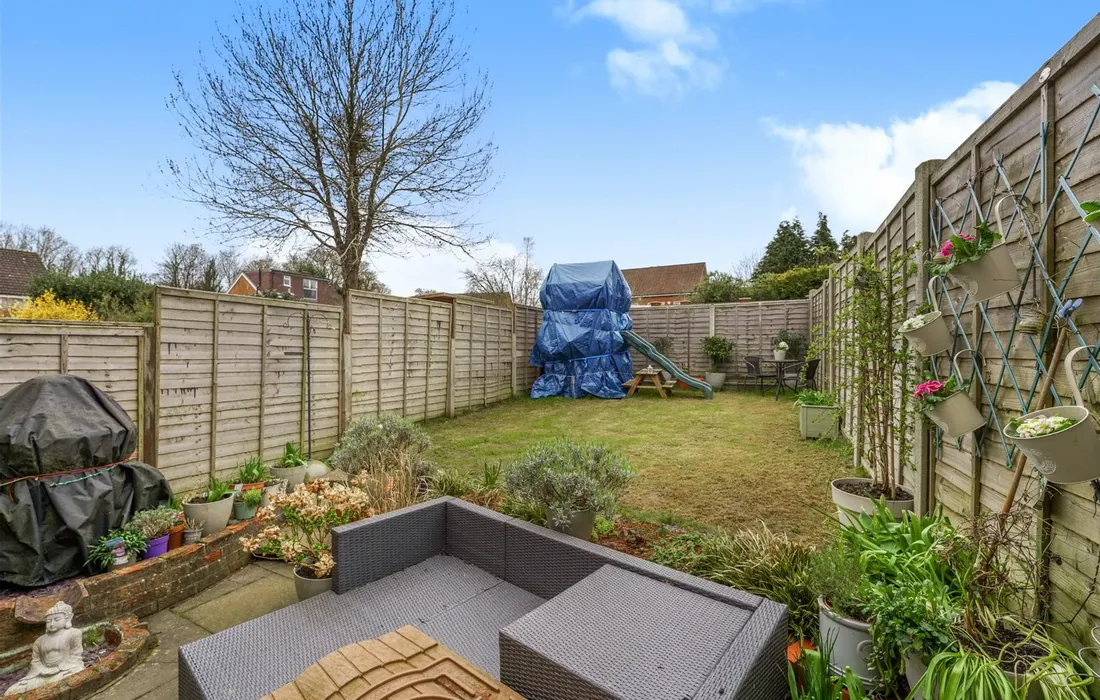 2 bedroom house for sale