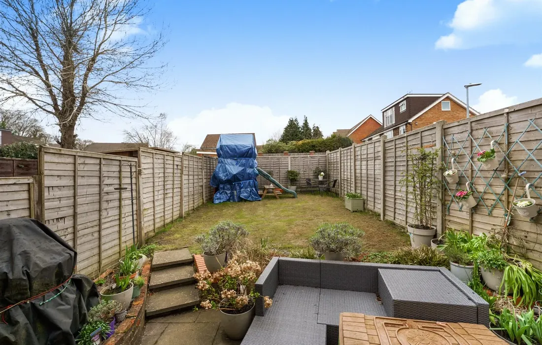 2 bedroom house for sale