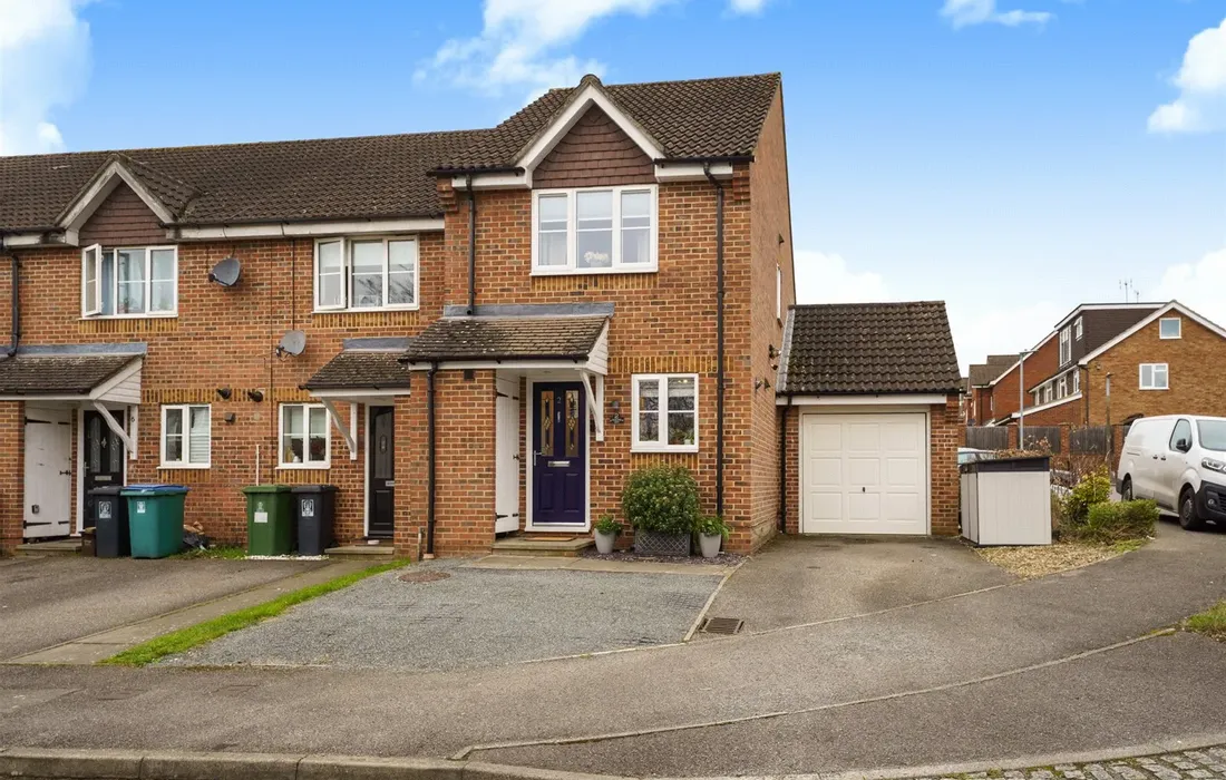 2 bedroom house for sale