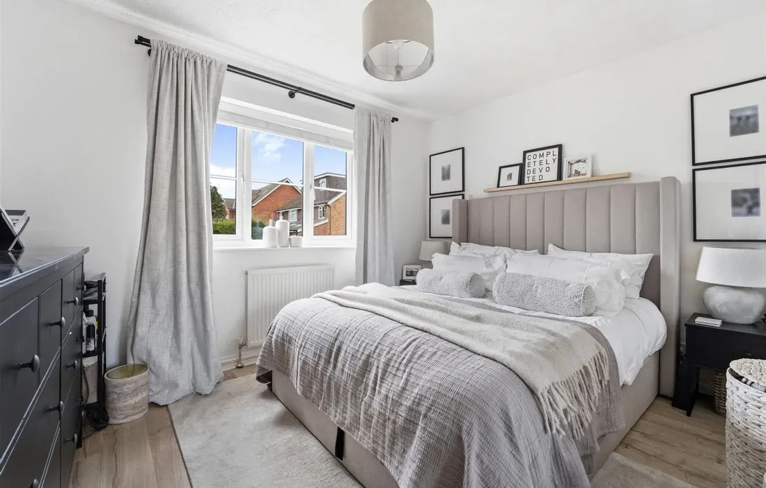 2 bedroom house for sale