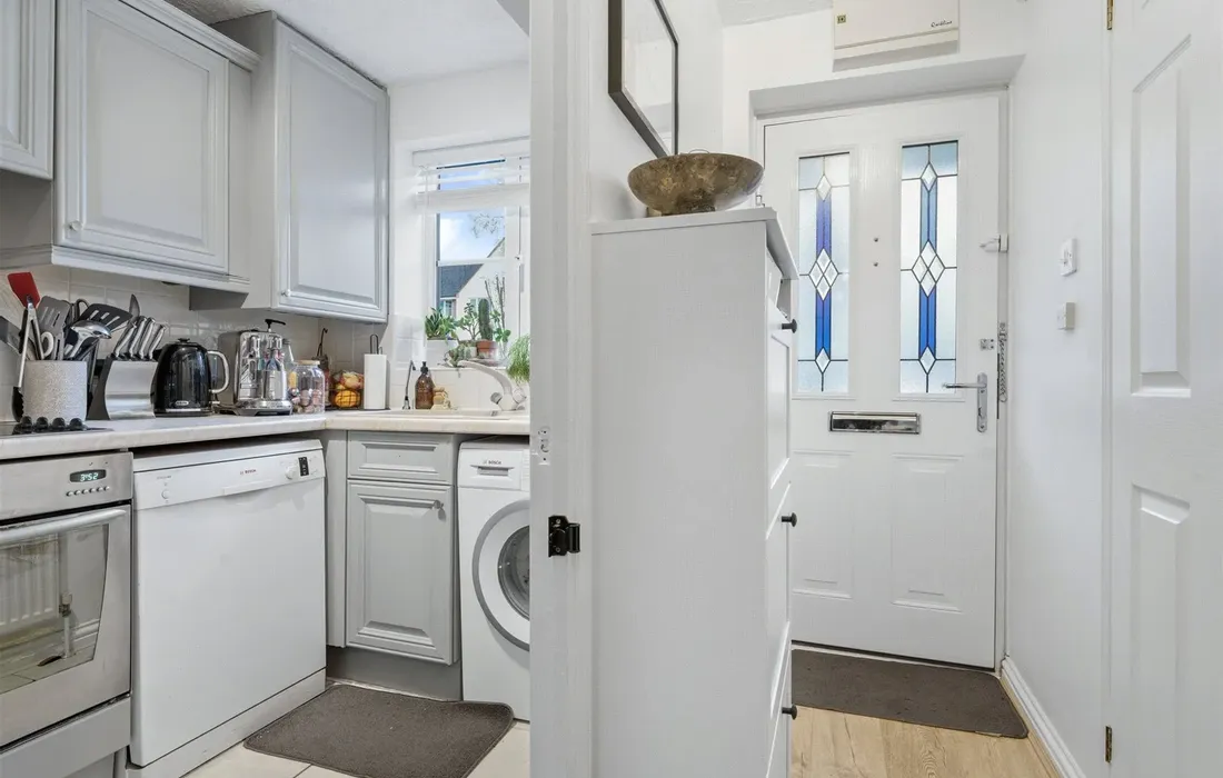 2 bedroom house for sale