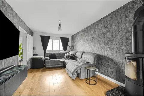 3 bedroom house for sale