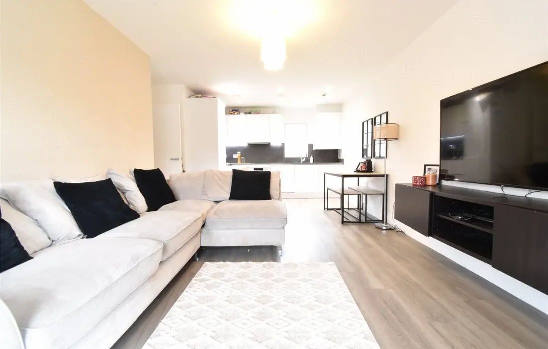 2 bedroom apartment for sale