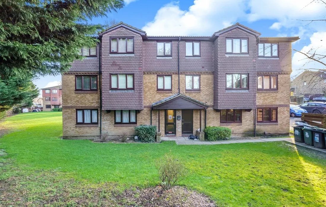 1 bedroom apartment for sale