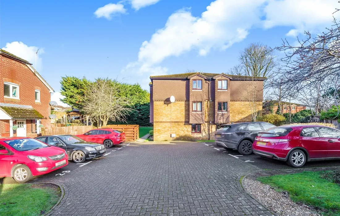 1 bedroom apartment for sale