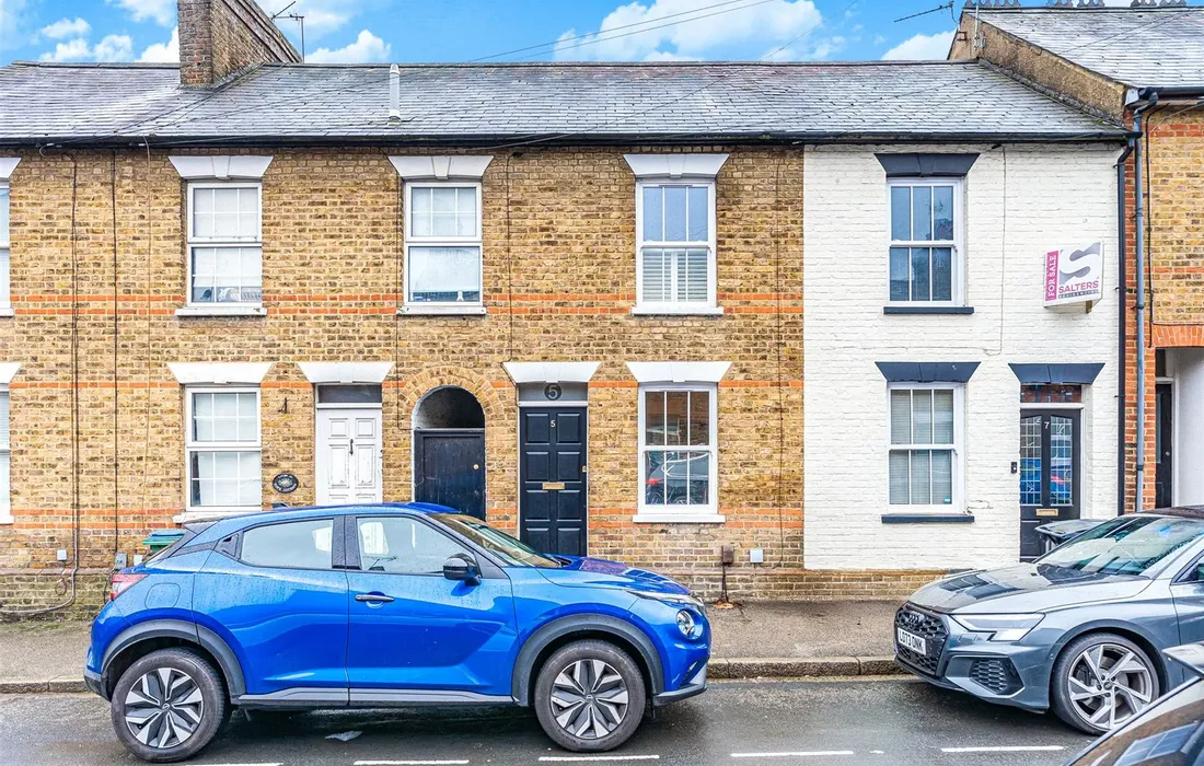 2 bedroom house for sale