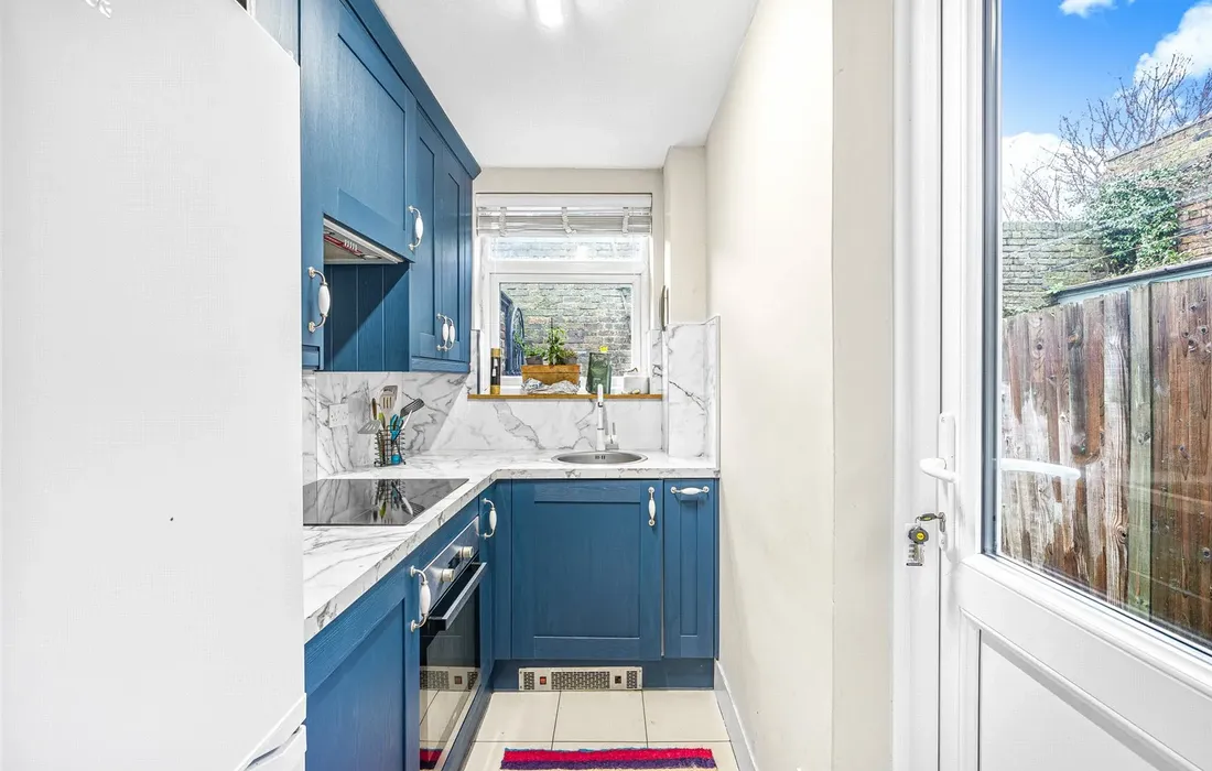 2 bedroom house for sale