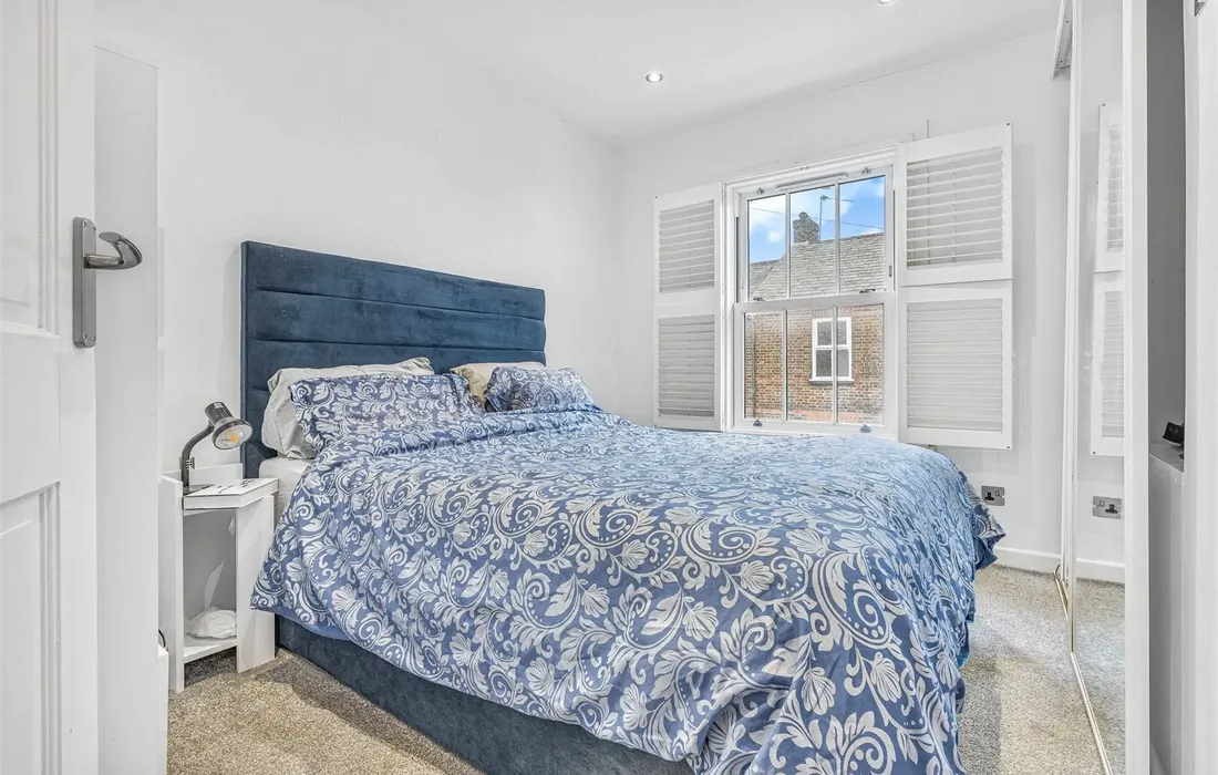 2 bedroom house for sale
