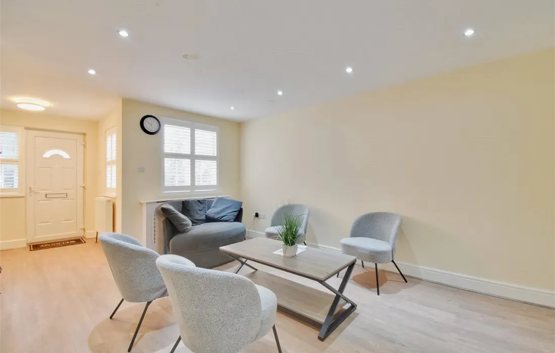 4 bedroom house to rent