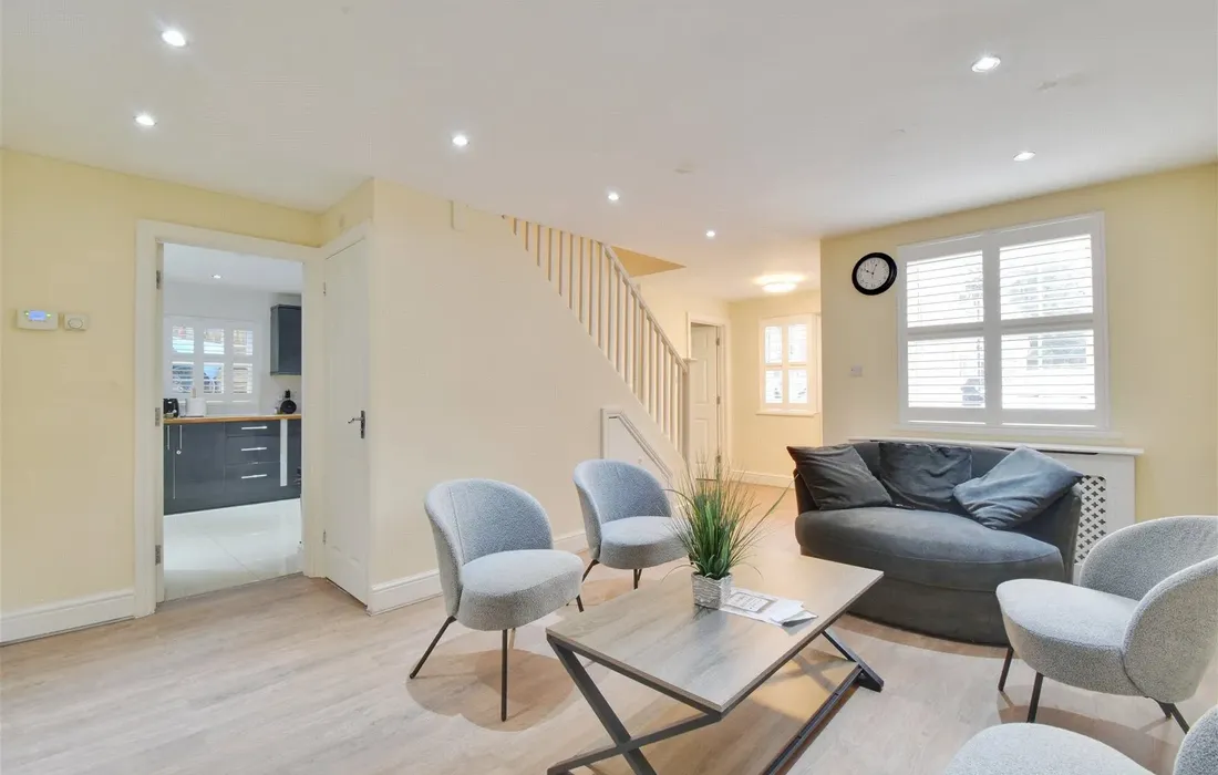 4 bedroom house to rent