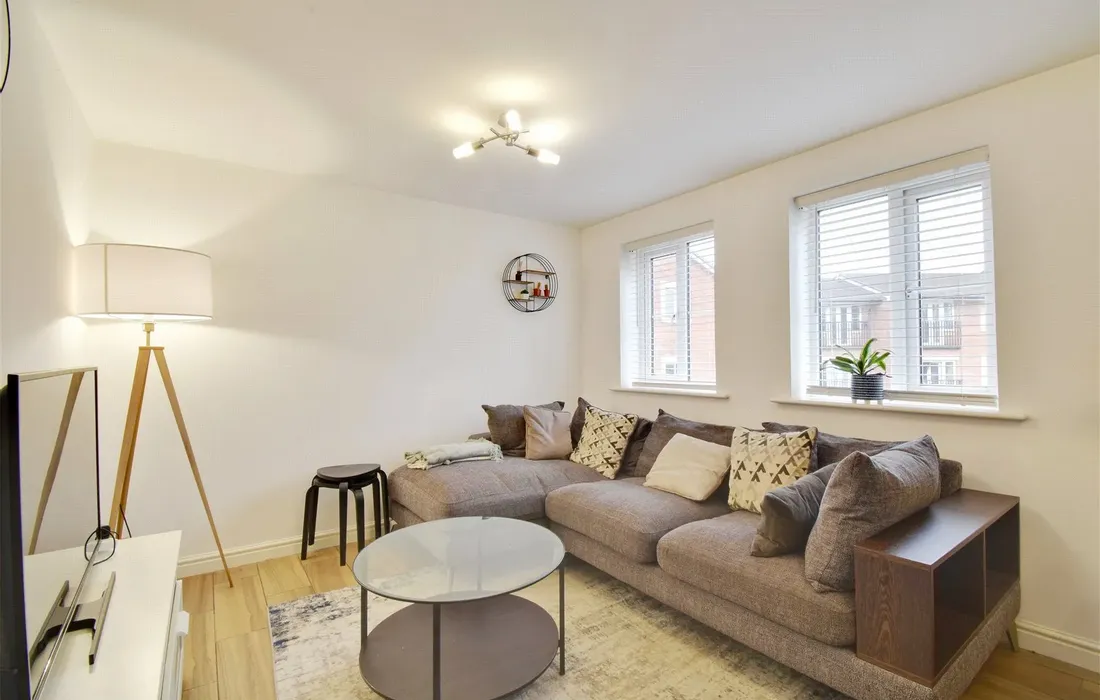 2 bedroom apartment to rent