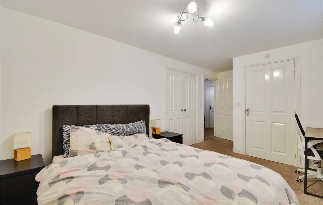 2 bedroom apartment to rent