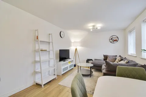 2 bedroom apartment to rent