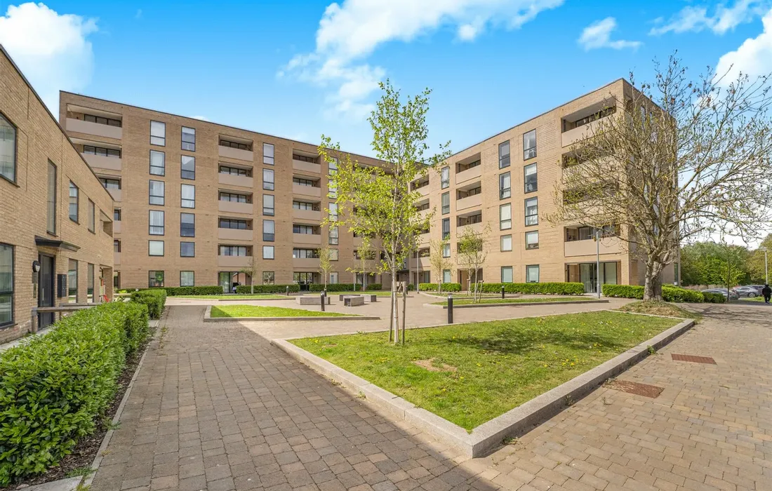 2 bedroom apartment for sale