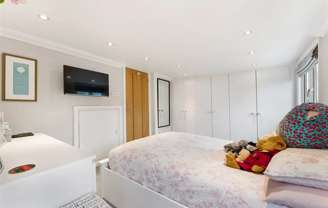 4 bedroom house for sale