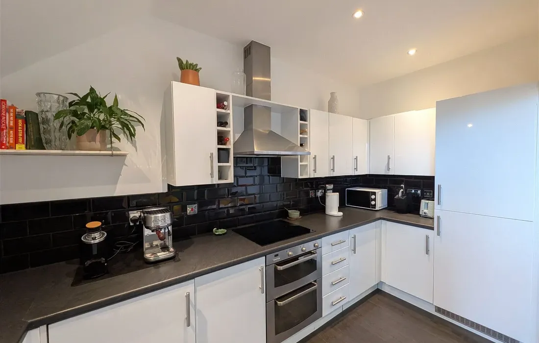 2 bedroom apartment for sale