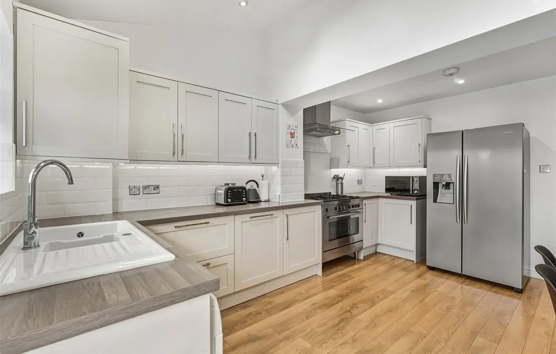 2 bedroom house for sale
