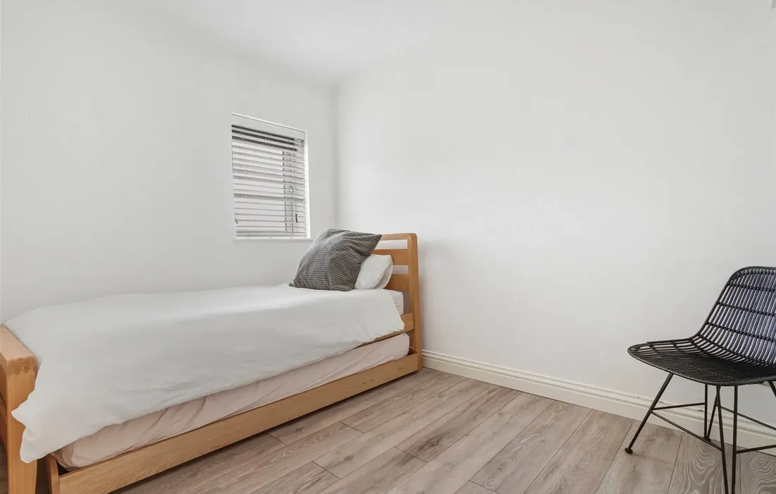 2 bedroom house for sale