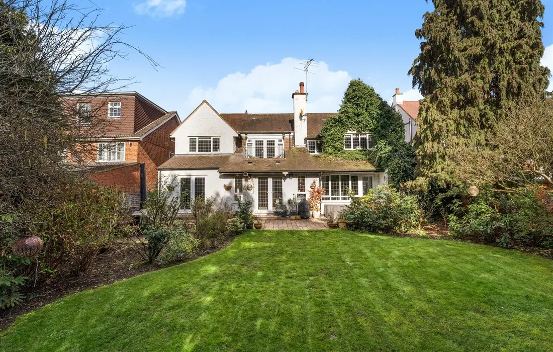 5 bedroom house for sale